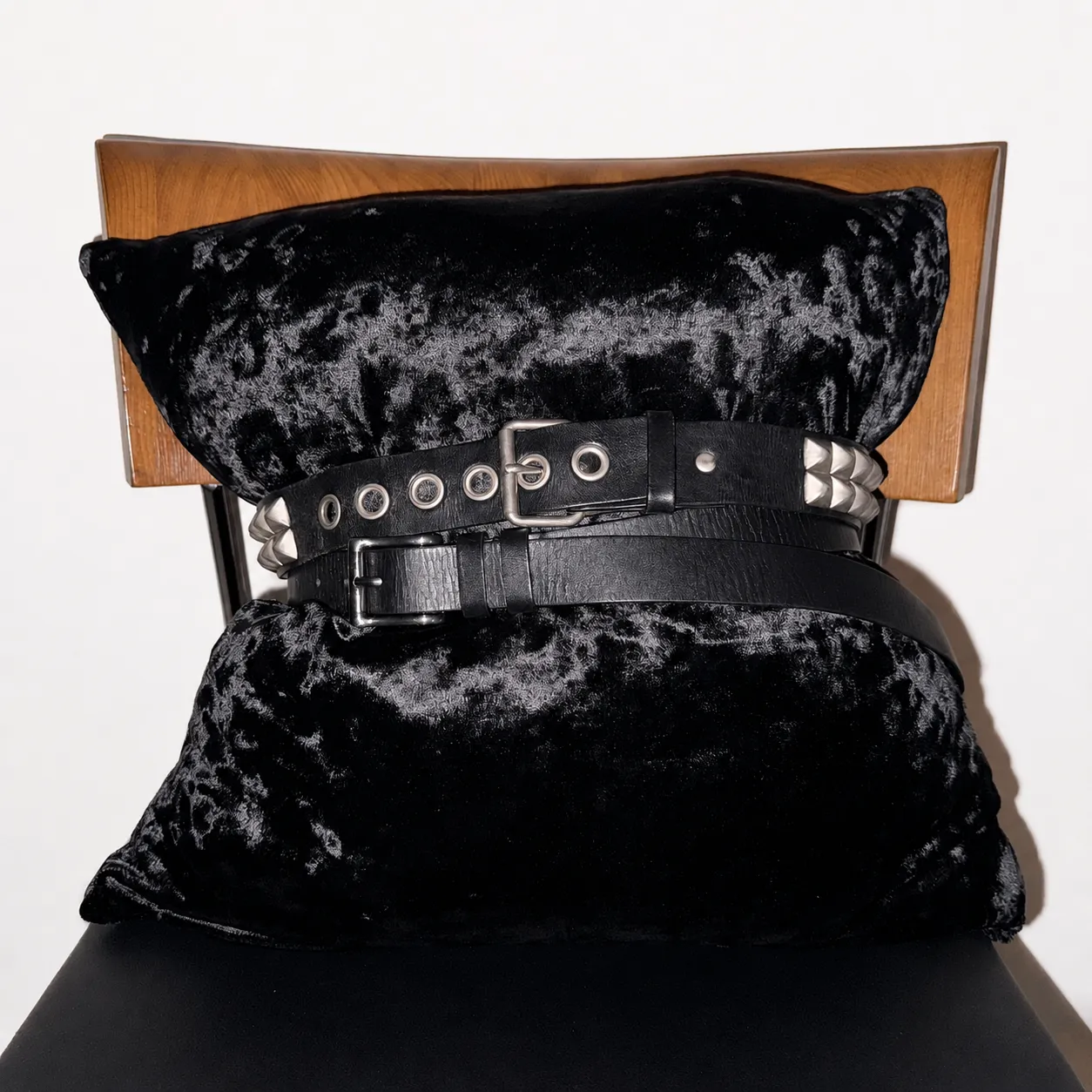 Cushion cover #1, Velvet